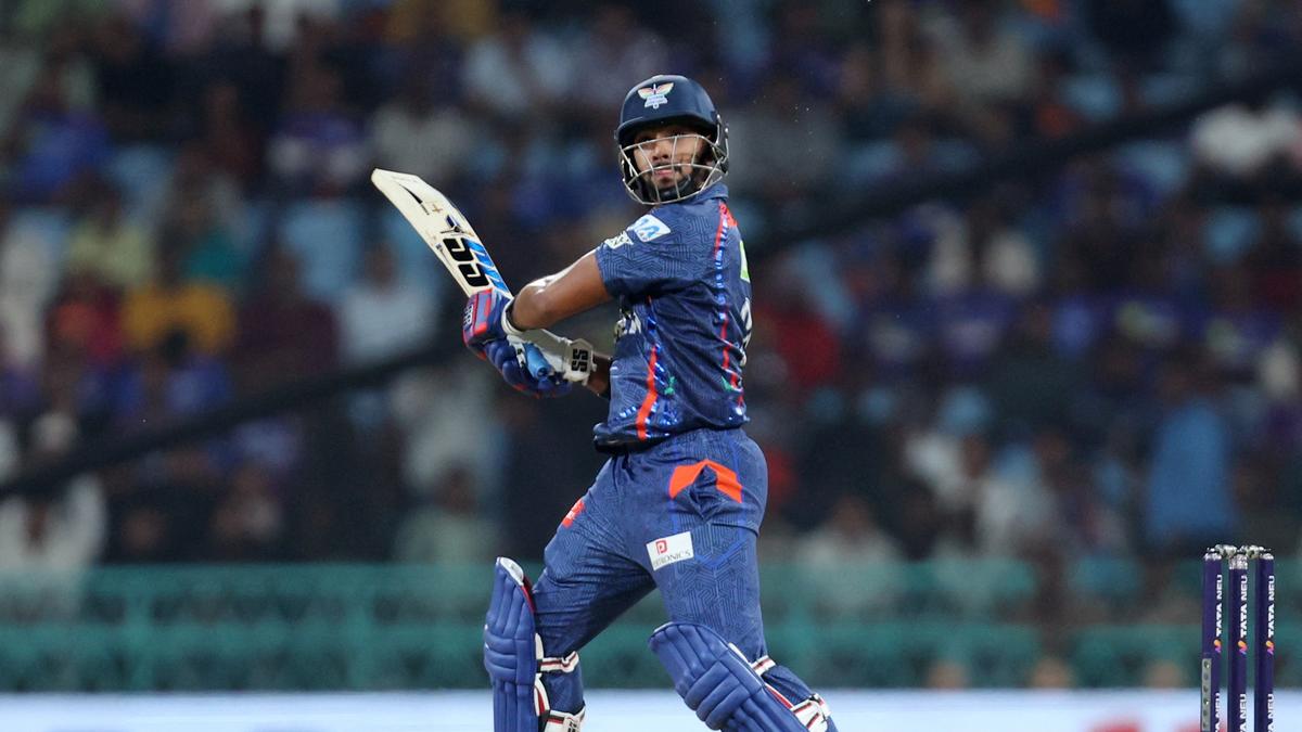 2025 04 01T145402Z 862459527 UP1EL4115E01J RTRMADP 3 CRICKET IPL LSG PBKS