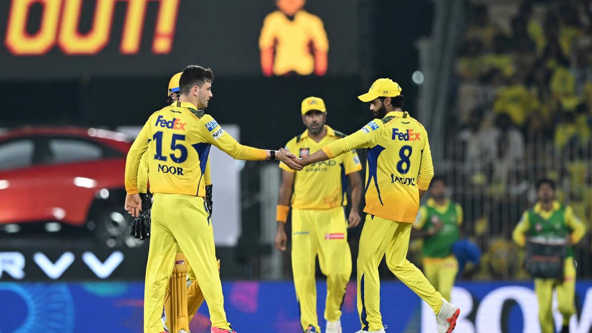 2025 04 11T164905Z 1385815958 UP1EL4B1APSAP RTRMADP 3 CRICKET IPL CSK KKR