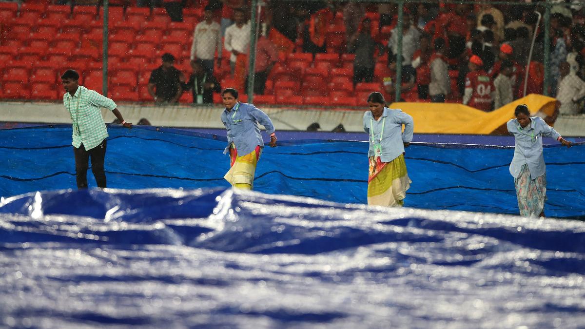 2025 05 05T160456Z 354137241 UP1EL5518O51S RTRMADP 3 CRICKET IPL SRH DC