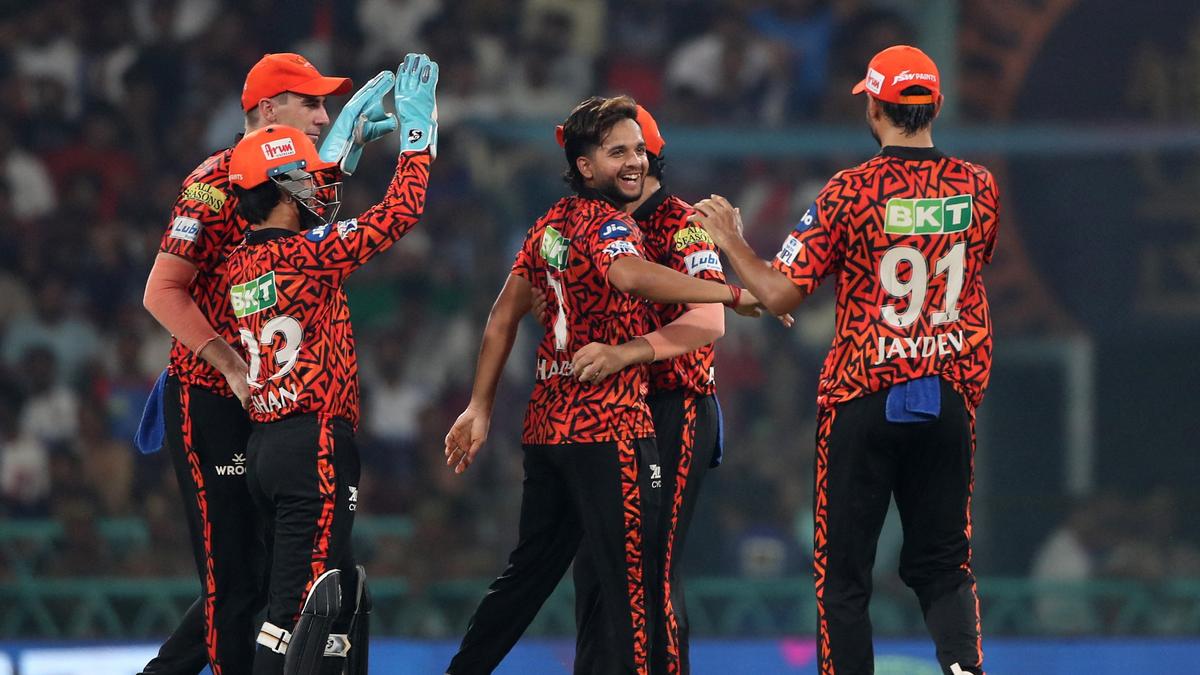 2025 05 23T165611Z 400792260 UP1EL5N1B1MAF RTRMADP 3 CRICKET IPL RCB SRH