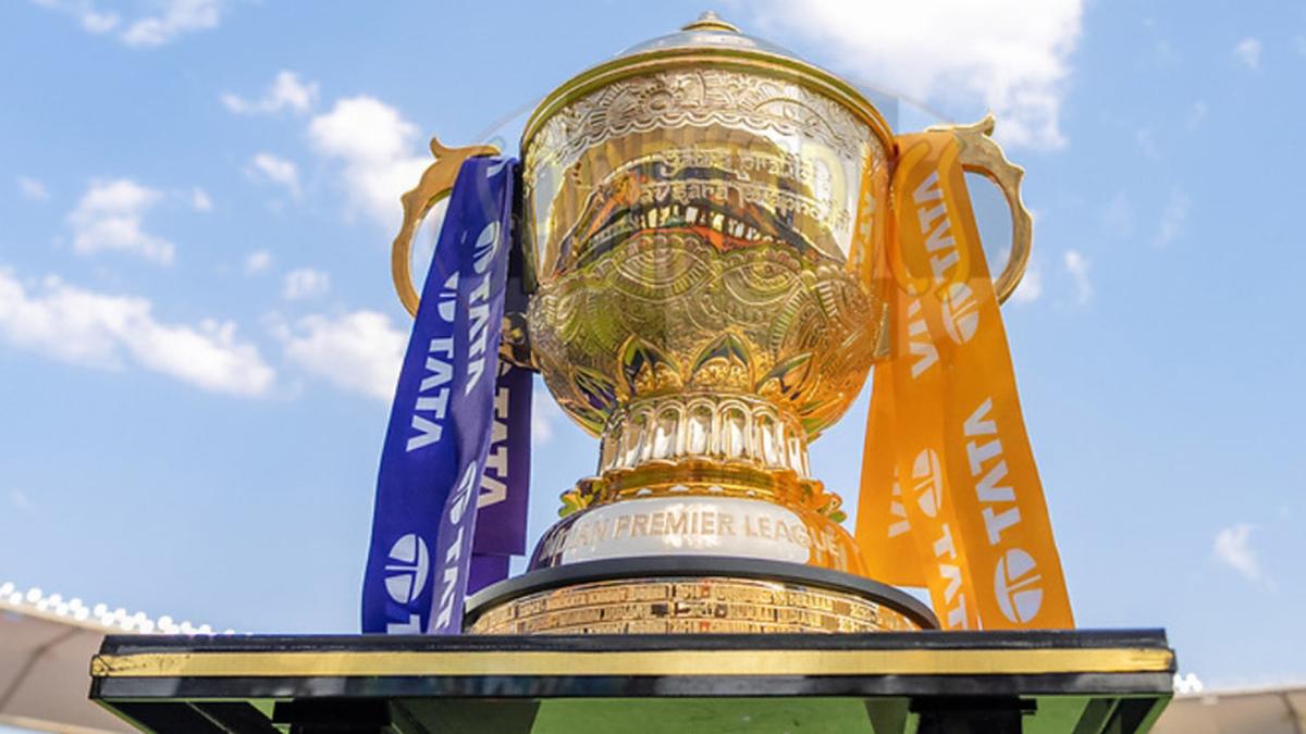 IMG LATEST IPL TROPHY 2 1 VSE91V4C